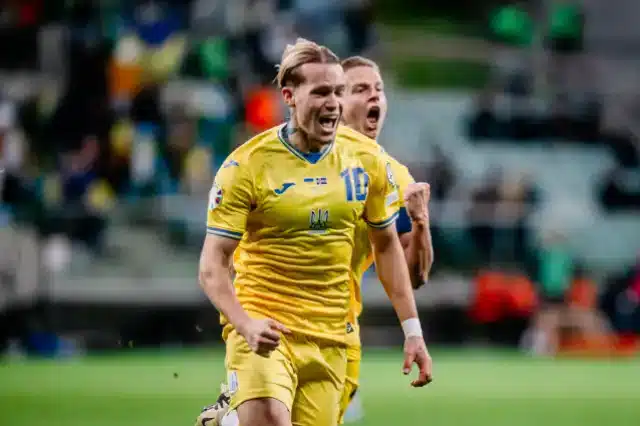 Mykhailo Mudryk sends Ukraine to Euro 2024 with late stunner against Iceland